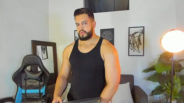 Snapshot of Justin_kingX7 chatting on February 14, 2026, 2:30 am Justin kingX7 online show from February 14, 2026, 2:30 am