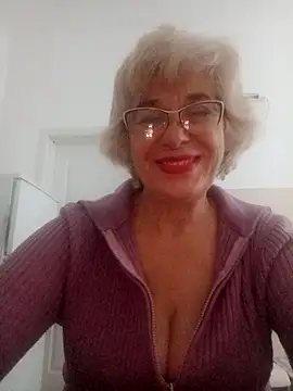 52MiaLove02 online show from October 16, 2025, 4:35 am