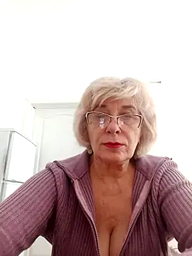 52MiaLove02 online show from November 24, 2025, 10:26 am