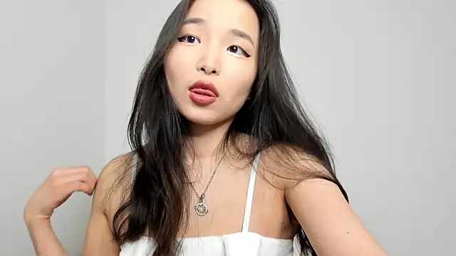 Snapshot of Soyun_Mia chatting on February 9, 2026, 11:47 am Soyun Mia online show from February 9, 2026, 11:47 am