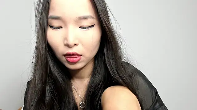 Snapshot of Soyun_Mia chatting on February 22, 2026, 3:32 pm Soyun Mia online show from February 22, 2026, 3:32 pm