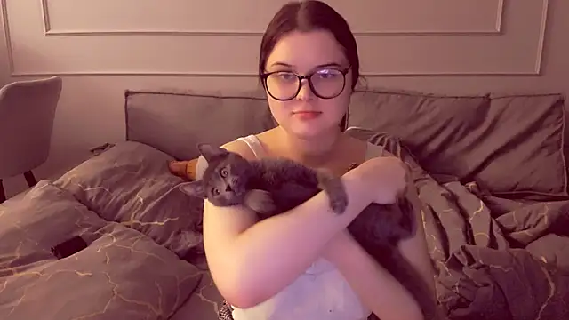 Snapshot of Isabellaprincess chatting on November 11, 2025, 6:19 pm Isabellaprincess online show from November 11, 2025, 6:19 pm