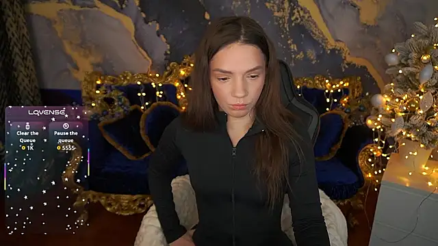 Snapshot of MirielleNymph chatting on February 2, 2026, 1:43 pm MirielleNymph online show from February 2, 2026, 1:43 pm