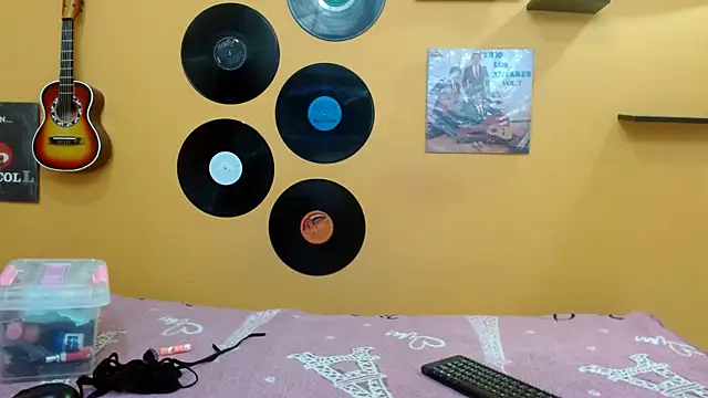 Snapshot of valeria18sexy chatting on October 22, 2025, 1:00 pm valeria18sexy online show from October 22, 2025, 1:00 pm