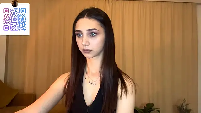 Snapshot of LinaMour chatting on February 17, 2026, 10:38 pm LinaMour online show from February 17, 2026, 10:38 pm