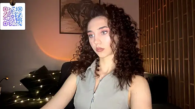 Snapshot of LinaMour chatting on March 1, 2026, 10:23 pm LinaMour online show from March 1, 2026, 10:23 pm