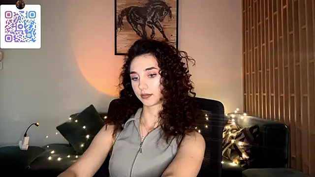 Snapshot of LinaMour chatting on March 2, 2026, 5:08 am LinaMour online show from March 2, 2026, 5:08 am