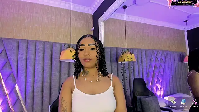 SkylerBloomm online show from April 1, 2026, 4:13 am