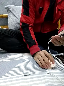 Snapshot of yazinyazin1 chatting on December 16, 2025, 12:26 am yazinyazin1 online show from December 16, 2025, 12:26 am