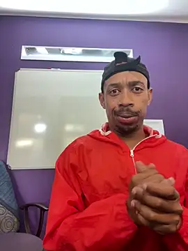 fitsexyman online show from November 14, 2025, 9:41 am