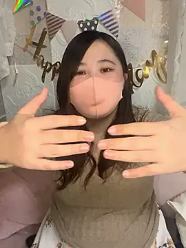 kotone blossom x online show from December 18, 2025, 1:06 pm