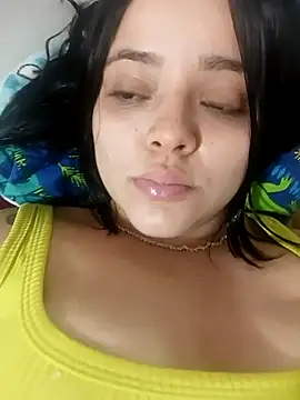 Snapshot of Juanita2215 chatting on October 3, 2025, 12:13 pm Juanita2215 online show from October 3, 2025, 12:13 pm