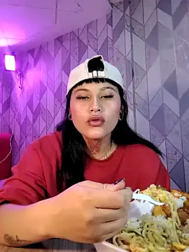 Snapshot of Eva_Clark01 chatting on March 2, 2026, 7:10 pm Eva Clark01 online show from March 2, 2026, 7:10 pm