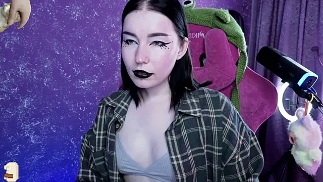 MargarettRose online show from July 3, 2026, 2:18 am