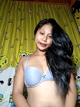 Snapshot of UrSweetAsianLady_02 chatting on November 22, 2025, 11:31 am UrSweetAsianLady 02 online show from November 22, 2025, 11:31 am