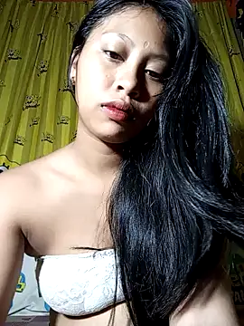 Snapshot of UrSweetAsianLady_02 chatting on November 23, 2025, 12:21 am UrSweetAsianLady 02 online show from November 23, 2025, 12:21 am