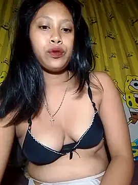 Snapshot of UrSweetAsianLady_02 chatting on December 14, 2025, 12:16 am UrSweetAsianLady 02 online show from December 14, 2025, 12:16 am