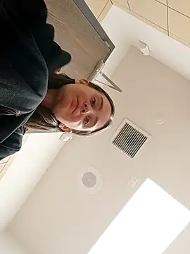 Snapshot of freakylittlebitch69 chatting on September 22, 2025, 3:19 am freakylittlebitch69 online show from September 22, 2025, 3:19 am