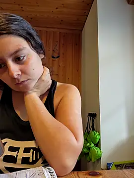 YoungLiisaxx online show from October 22, 2025, 8:14 am