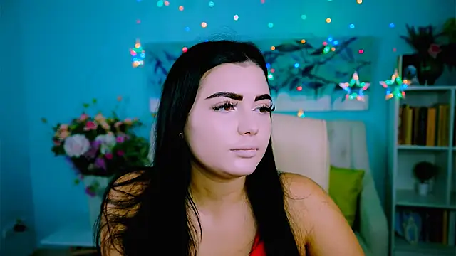 NaomiWilsons online show from December 1, 2025, 8:19 am