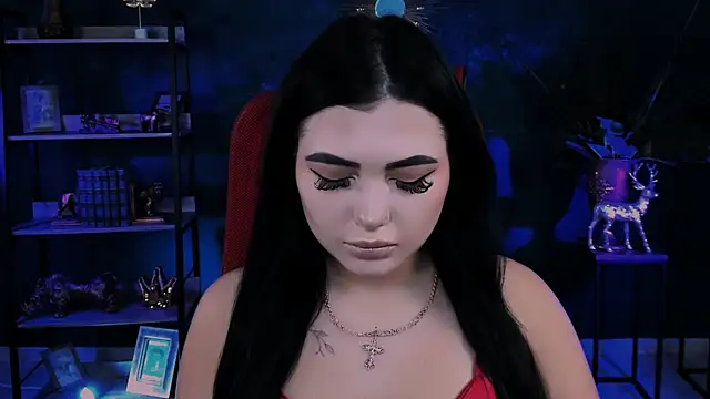 NaomiWilsons online show from December 14, 2025, 12:21 pm