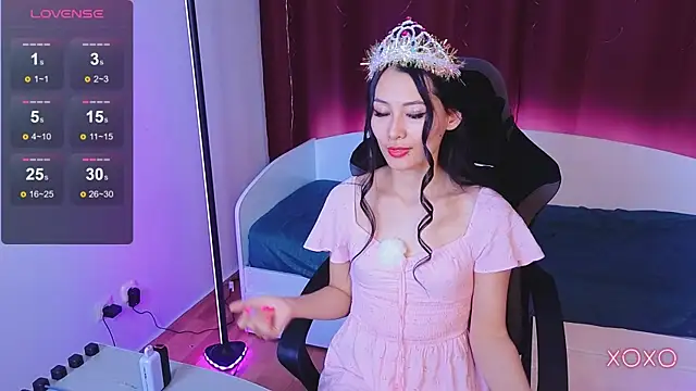 Snapshot of Milly__Foxy chatting on November 20, 2025, 12:05 pm Milly Foxy online show from November 20, 2025, 12:05 pm