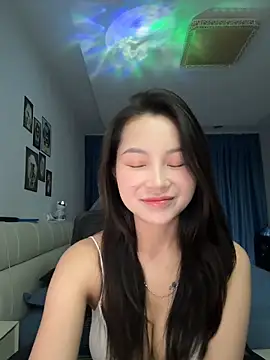 -Xu-ka- online show from November 15, 2025, 2:57 pm