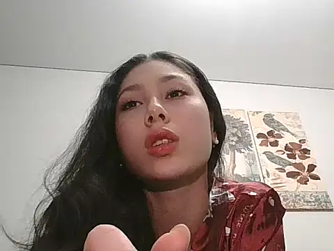 Snapshot of Lunavyn chatting on October 27, 2025, 11:58 am Lunavyn online show from October 27, 2025, 11:58 am