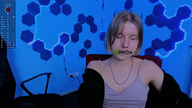 gloria bubble online show from December 15, 2025, 2:27 am