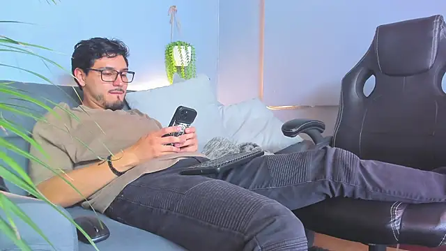 Snapshot of JaackDick_ chatting on September 16, 2025, 12:39 pm JaackDick online show from September 16, 2025, 12:39 pm