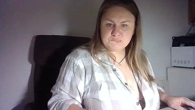 Snapshot of MartaXLove chatting on September 10, 2025, 4:29 pm MartaXLove online show from September 10, 2025, 4:29 pm