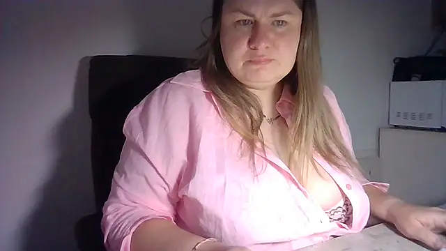 Snapshot of MartaXLove chatting on September 14, 2025, 3:55 pm MartaXLove online show from September 14, 2025, 3:55 pm