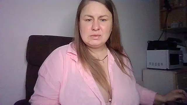 Snapshot of MartaXLove chatting on September 29, 2025, 4:01 pm MartaXLove online show from September 29, 2025, 4:01 pm