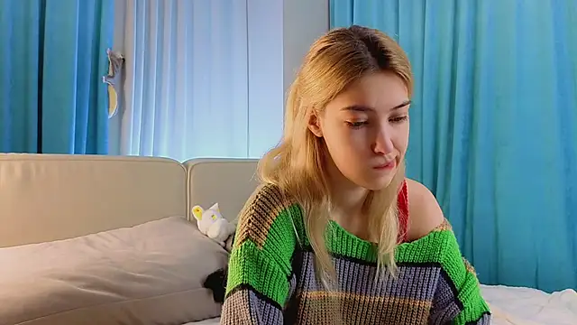 AngelicRice online show from December 15, 2025, 11:14 am