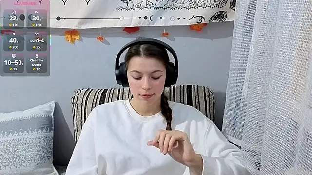 CutieAnny online show from December 16, 2025, 4:28 am