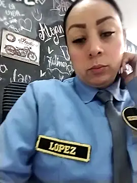 CRISTAL  11 online show from October 22, 2025, 1:33 pm