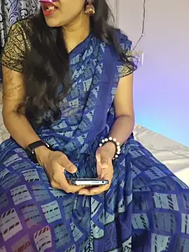 hot spicey online show from April 21, 2026, 5:17 pm