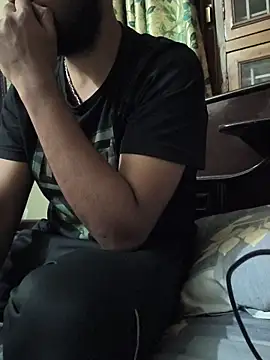 Snapshot of hunk7714 chatting on November 22, 2025, 5:34 pm hunk7714 online show from November 22, 2025, 5:34 pm