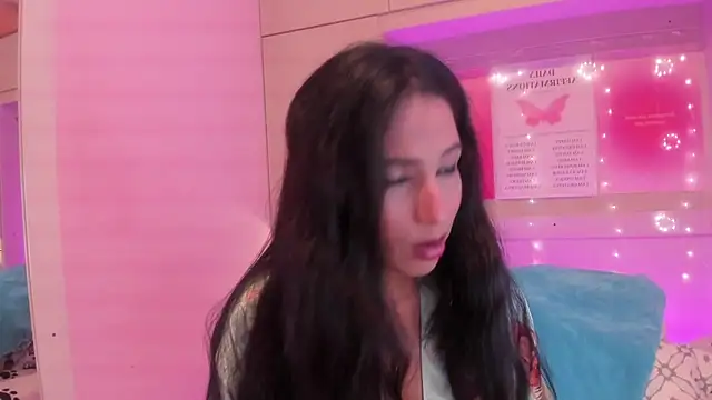 Snapshot of LexxaQueen chatting on October 15, 2025, 4:12 am LexxaQueen online show from October 15, 2025, 4:12 am