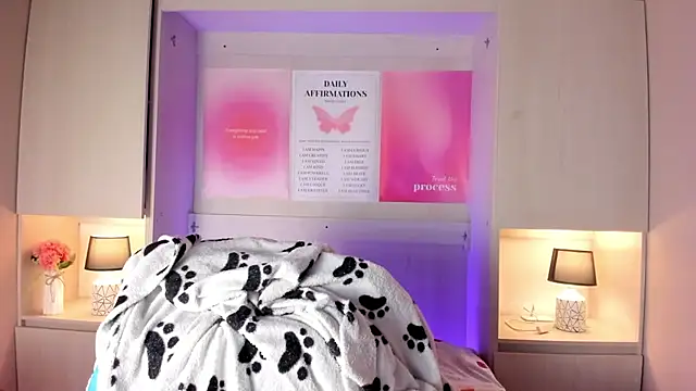 Snapshot of LexxaQueen chatting on November 23, 2025, 4:12 am LexxaQueen online show from November 23, 2025, 4:12 am