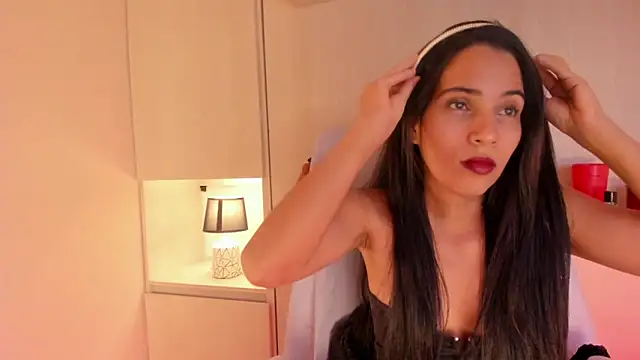 Snapshot of LexxaQueen chatting on February 5, 2026, 4:06 am LexxaQueen online show from February 5, 2026, 4:06 am