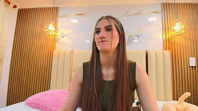Dafne castro  online show from May 9, 2026, 7:41 pm