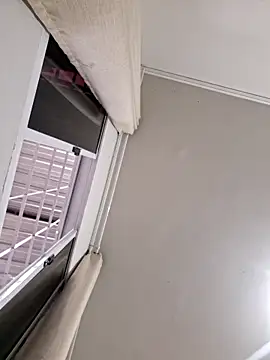 Snapshot of coisasdecasal2727 chatting on February 9, 2026, 9:57 am coisasdecasal2727 online show from February 9, 2026, 9:57 am