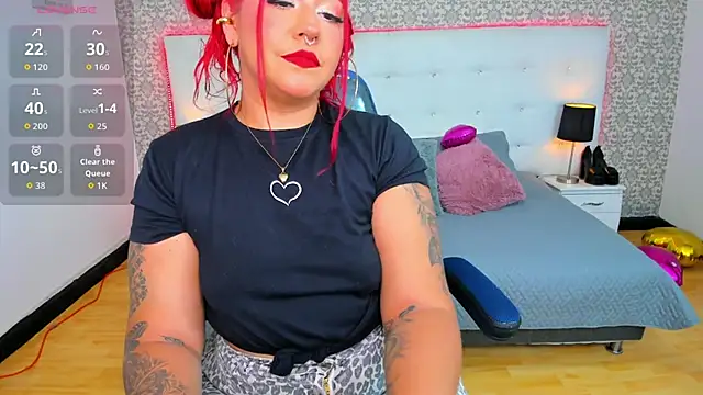 Manu silver  online show from November 11, 2025, 8:42 pm