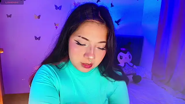 Snapshot of annie-russel chatting on November 29, 2025, 7:11 am annie-russel online show from November 29, 2025, 7:11 am