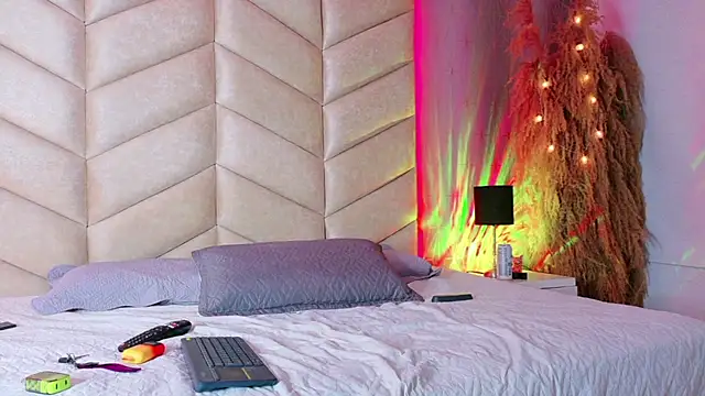 Snapshot of samiradoll chatting on December 22, 2025, 3:14 am samiradoll online show from December 22, 2025, 3:14 am