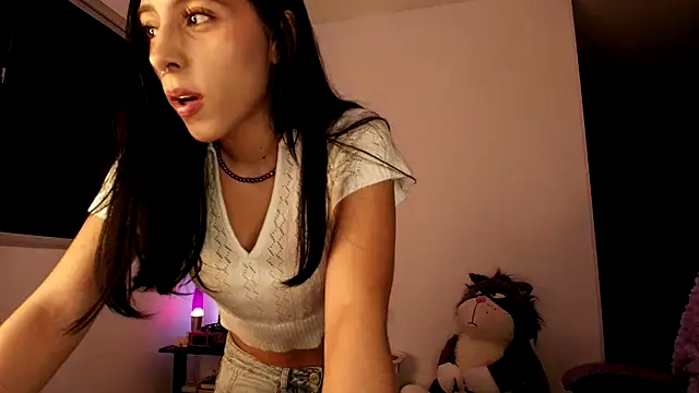 violethun  online show from October 11, 2025, 5:17 am