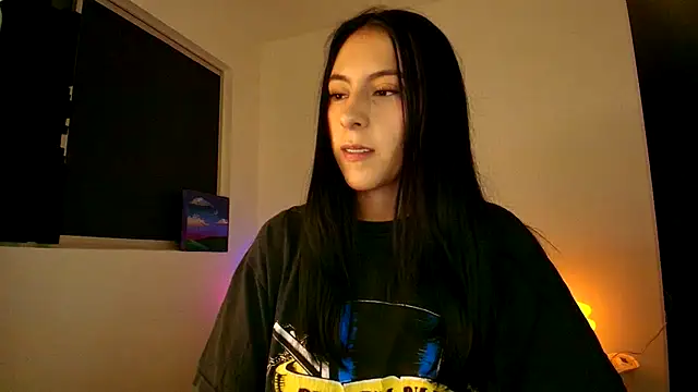 violethun  online show from December 15, 2025, 4:50 am