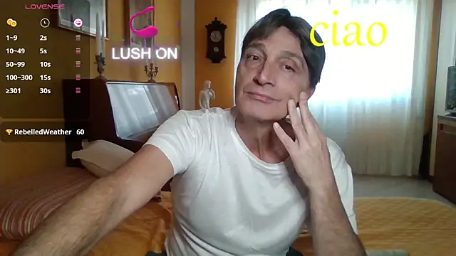 lattediyak online show from November 11, 2025, 1:44 pm