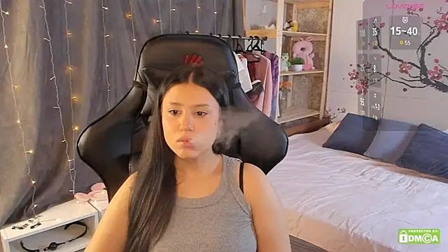 Nicole Parshikova online show from September 11, 2025, 8:14 am